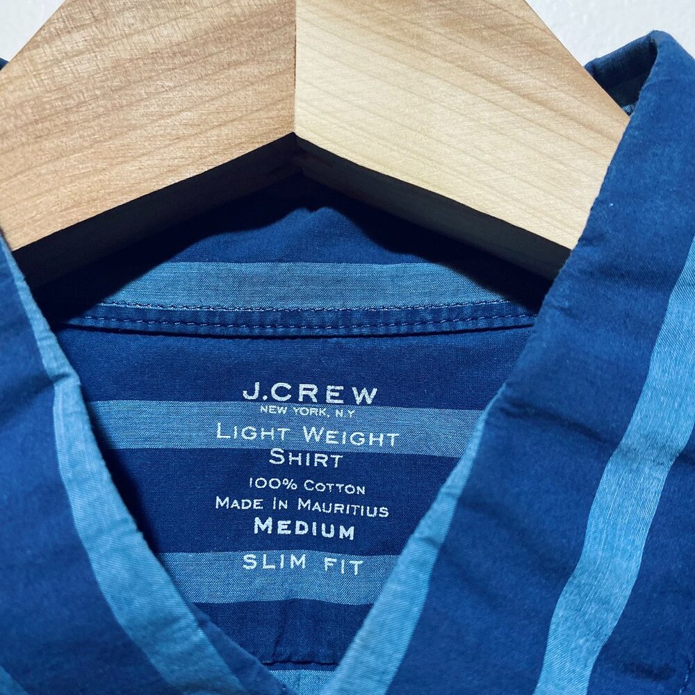 J Crew Lightweight Slim Fit Button Down Shirt